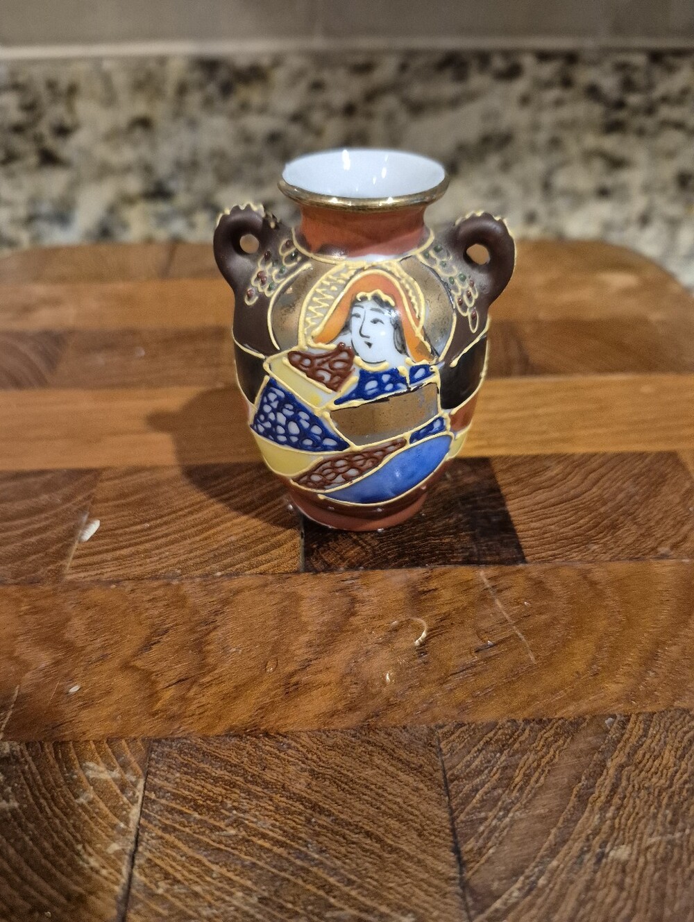Vtg. Japanese Satsuma Moriage Vase, ~ 3 Inches